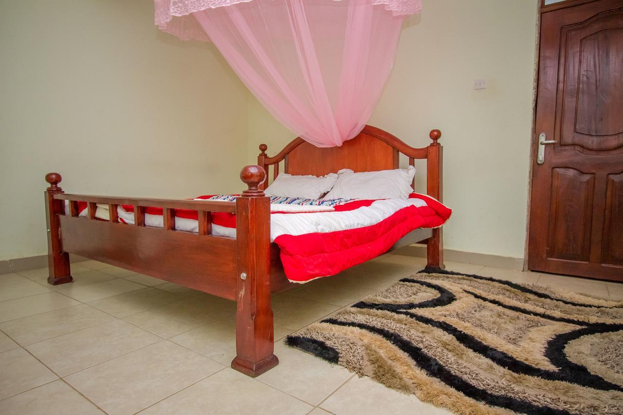 Vienna Golden Hotel Masaka Luaran gambar